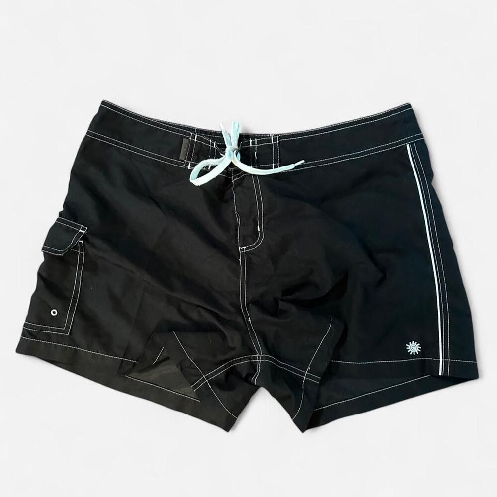 Raya-sun Women's Black and Brown Shorts